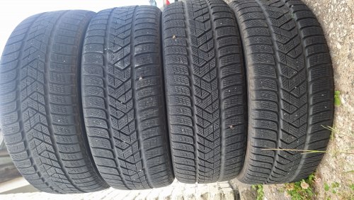 Комплект шин 235 50 r19 Pirelli Scorpion winter 103H 24.20г. 85% остаток 6.5мм