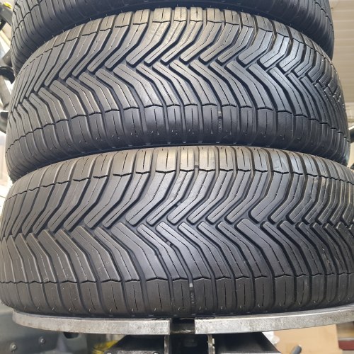 Комплект шин 205 55 R16 Michelin Cross climate остаток 90%-80%
