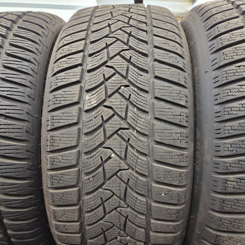 Пара шин 225 50 R17 Dunlop Winter sport 5 21г. Остаток 95%