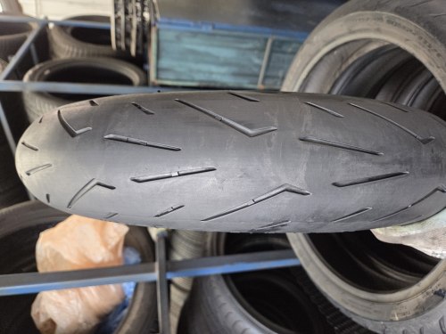 120 70 R17 Pirelli Diablo Rosso corsa 2 17.21г остаток 80%