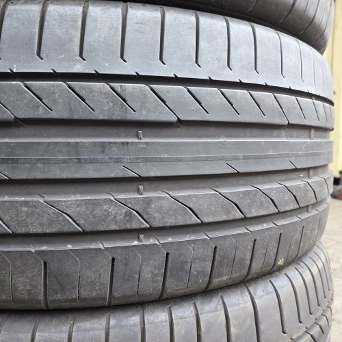 Комплект шин 235 45 R20 Continental ContiSportContact 5 SUV пара22г, пара б.г остаток 6.7мм-7.2мм