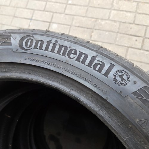 Комплект шин 235 45 R20 Continental ContiSportContact 5 SUV пара22г, пара б.г остаток 6.7мм-7.2мм
