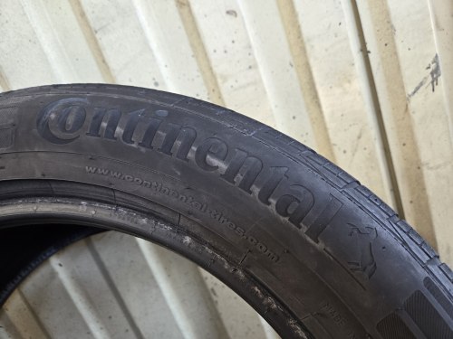 Комплект шин 225 55 R18 Continental ContiCrossContact LX2 21г. Остаток 70%