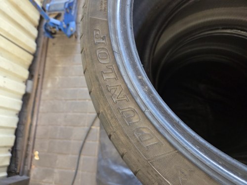 Комплект шин 255 40 R19 Dunlop SP Sport Maxx GT остаток 70%-80%