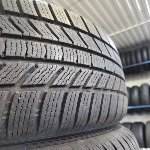 Пара шин 225 55 R17 Continental Winter Contact TS 870p 24г. Остаток 95%