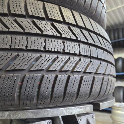 Пара шин 225 55 R17 Continental Winter Contact TS 870p 24г. Остаток 95%