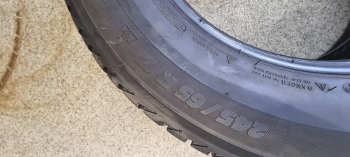 Комплект шин 245 65 r17 Michelin Latitude alpin la2 остаток 90% 111H 6.5 -7mm 39.22г