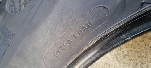 Комплект шин 245 65 r17 Michelin Latitude alpin la2 остаток 90% 111H 6.5 -7mm 39.22г