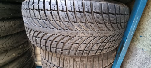 Комплект шин 245 65 r17 Michelin Latitude alpin la2 остаток 90% 111H 6.5 -7mm 39.22г