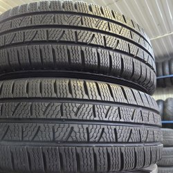 Пара шин 215 65 R16C Pirelli Carrier winter 51н.19г. Остаток 8.5мм