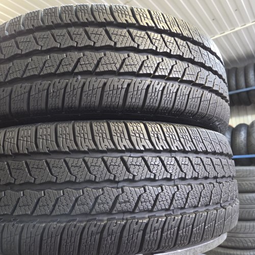 Пара шин 215 65 R16C Continental Van Contact Winter 37н.23г. Остаток 99%