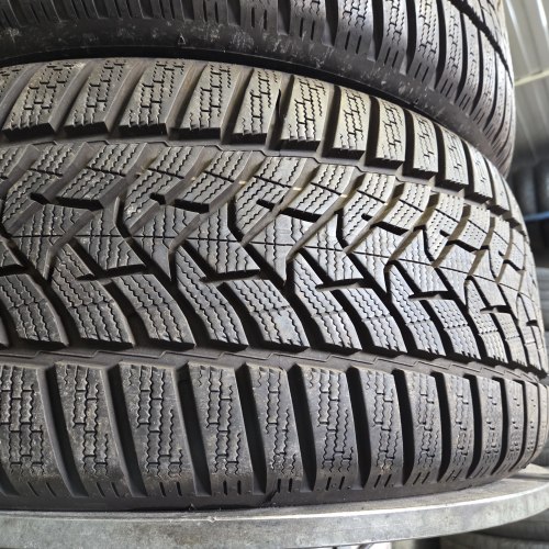 Пара шин 245 45 R17 Dunlop Winter sport 5 42н.22г. Остаток 98% 8.8мм