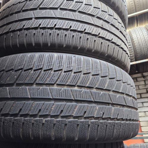 Комплект шин 255 50 R19 Toyo Snow prox s954 suv 20г. Остаток 75% в двух шинах кордовые Латки