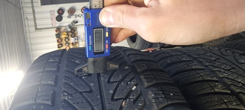 Комплект шин 225 55 r17 Goodyear ULTRAGRIP performance 8 97H Остаток90% 19г