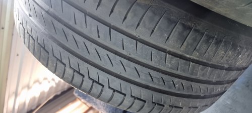 Комплект шин 235 50 R19 Continental Premium contact 6 23г. Сост.95% 6.5mm