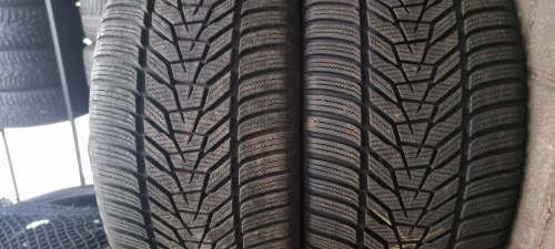 Пара шин 265 30 r20 Hankook Winter Icept evo 3 99% остаток. 8mm сост. 21г.Новой. Косметика борт.