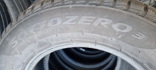 Комплект шин 215 65 r16 Pirelli Sottozero 3 95% остаток б/г
