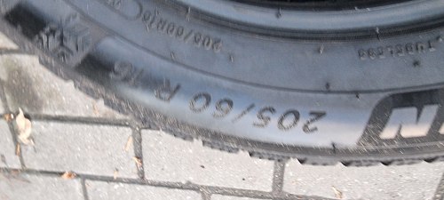 Пара шин 205 60 r16 Michelin Alpin 6 95%остаток 8mm