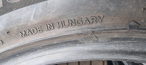 Комплект шин 225 55 R17 Hankook Winter icept evo rf17. Годспилен