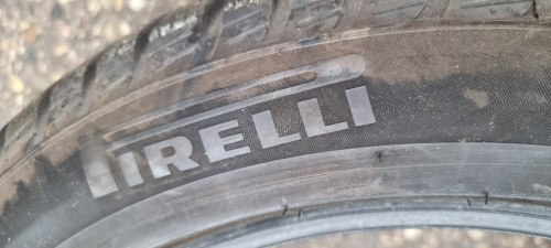 Комплект шин 225 50 r17 Pirelli Sottozero 3 (AO)6-7мм 98H 2517г 90%остаток extra load
