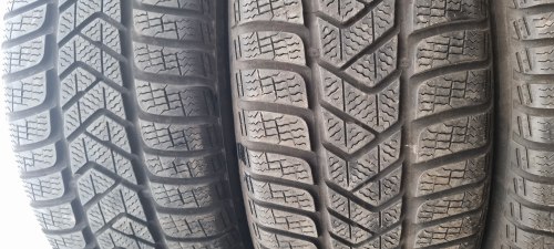 Комплект шин 225 50 r17 Pirelli Sottozero 3 (AO)6-7мм 98H 2517г 90%остаток extra load