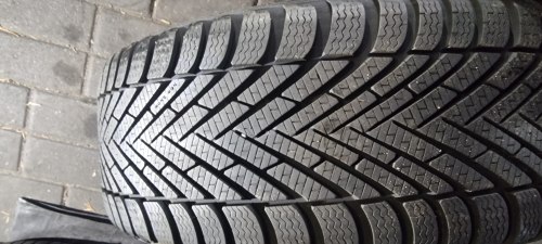 Пара шин 215 50 r17 Pirelli Winter cinturato 8.5мм 99% остаток