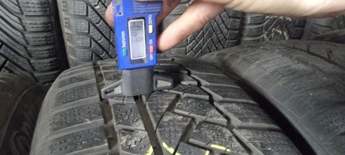 Комплект шин 205 60 r16 Continental Winter Contact TS 850p 6-6.5мм 18г. Остаток 80%