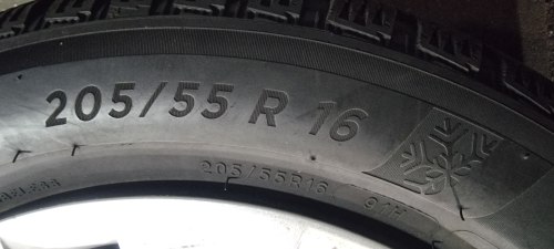 Комплект шин 205 55 r16 Michelin Alpin 6 90% остаток 7мм+- косм