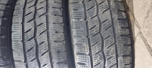 Комплект шин 195 65 r16c Hankook Winter icept lV 21г. Пара9мм.пара 5.5-6mm можно с дисками на vito