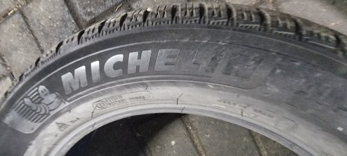 Комплект шин 225 55 r17 Michelin Alpin 6 21г.пара 7.5mm. 19г.6мм