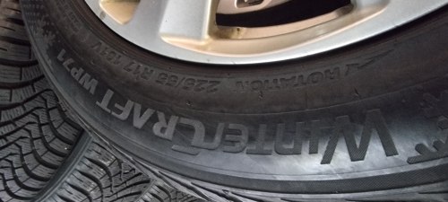 Пара шин 225 55 r17 Kumho Wintercraft wp71 17г. 8.2мм 95% остаток