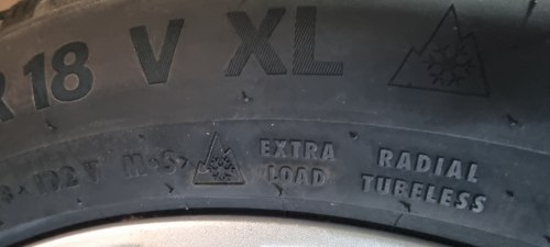 Комплект шин 225 55 r18 Continental WinterContact TS870p 21г. Пара нов. Пара7мм