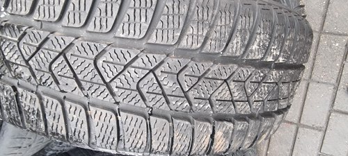 Комплект шин 205 60 R16 Pirelli Sottozero 3 seal( антипрокол) 6mm. 20г.