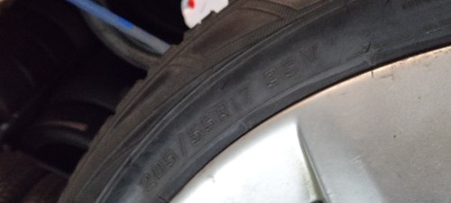 Комплект шин 205 55 r17 Falcеn Eurowinter HS01 95%остаток 7.5мм 8мм