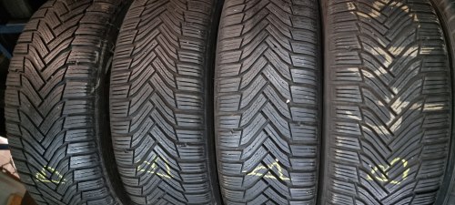 Комплект шин 215 55 r17 Michelin Alpin 6 5.5-7мм 85%остаток 21г.