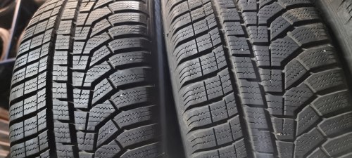 Пара шин 205 55 r17 Hankook Winter icept evo 2 7.6мм 21г 95% остаток
