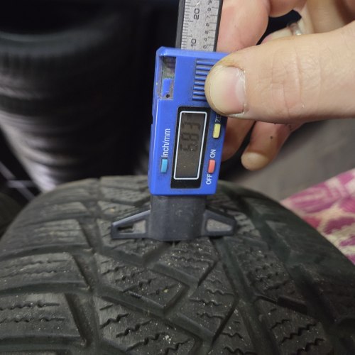 Комплект шин 225 65 R17 Continental Winter Contact TS 850 P 17г. Остаток 7.2 - 6.8мм.