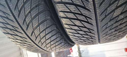Пара шин 225 50 r18 Michelin Pilot alpin 5 extra load 21г. 95%остаток 7мм