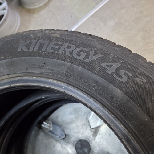 Пара шин 205 60 R16 Hankook Kinergy 4s2 4 seasons 20г. Остаток 5.5мм