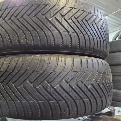 Пара шин 205 60 R16 Hankook Kinergy 4s2 4 seasons 20г. Остаток 5.5мм