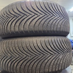 Пара шин 215 60 R16 Michelin Alpin 5 17г. Остаток 80%