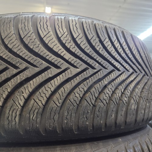 Пара шин 215 60 R16 Michelin Alpin 5 17г. Остаток 80%