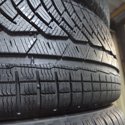Пара шин 235 55 R17 Michelin Pilot alpin pa4 остаток 7мм +-