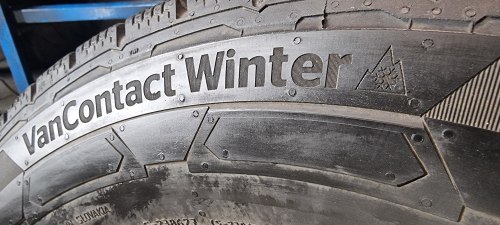 205 70 r17c Continental VanContact Winter 115/113R 2620г.99% остаток, 9.3мм