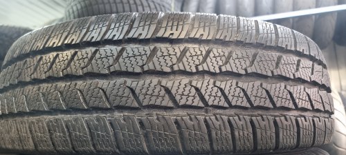 205 70 r17c Continental VanContact Winter 115/113R 2620г.99% остаток, 9.3мм