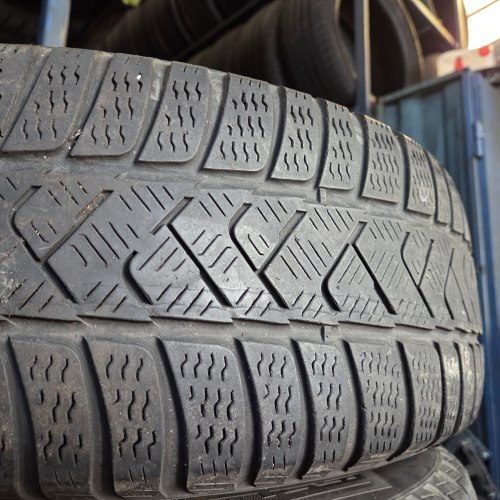 Пара шин 205 60 R16 Pirelli Sottozero 3 17г остаток 4.5мм