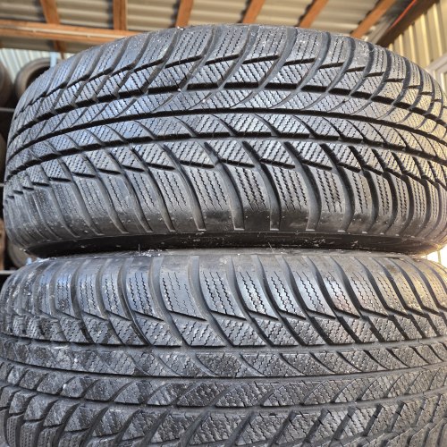 Комплект шин 205 60 R16 Bridgestone Drive Guard Winter RSC остаток 95%