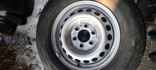 Коплект шин 235 65 r16c Continental VancoEco 116 118. 0216 6mm 85% остаток, можно с дисками ориг. На спринтер