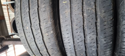 Коплект шин 235 65 r16c Continental VancoEco 116 118. 0216 6mm 85% остаток, можно с дисками ориг. На спринтер