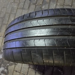 255 40 R20 Pirelli P zero AO 20г. Остаток 6мм 90%остаток